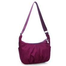Load image into Gallery viewer, Waterproof Trendy Handbag 5 Colors Available